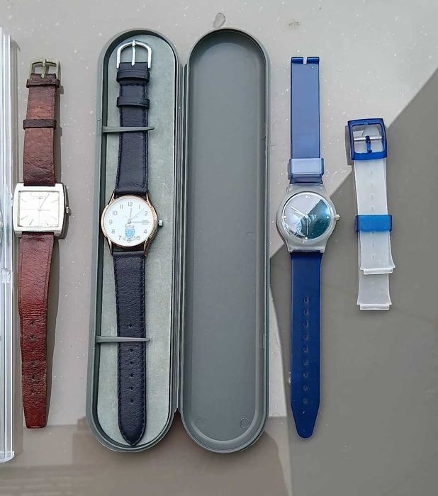 Vários relógios - 11 de vários modelos