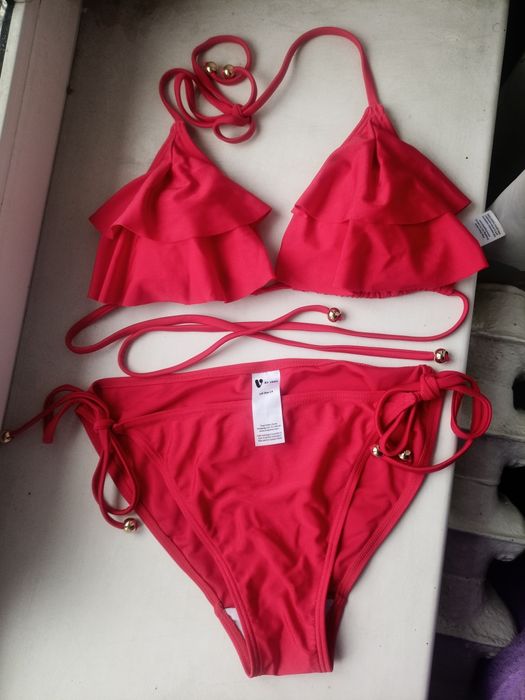 Купальники жіночі