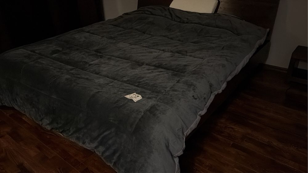 Sprzedam łóżko debowe 180x200