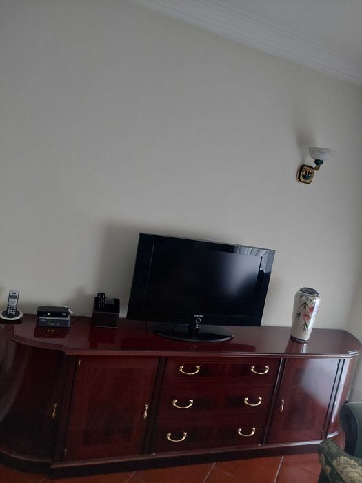 Movel Tv em  Mogno