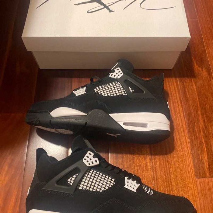 Jordan 4, czarne  .42