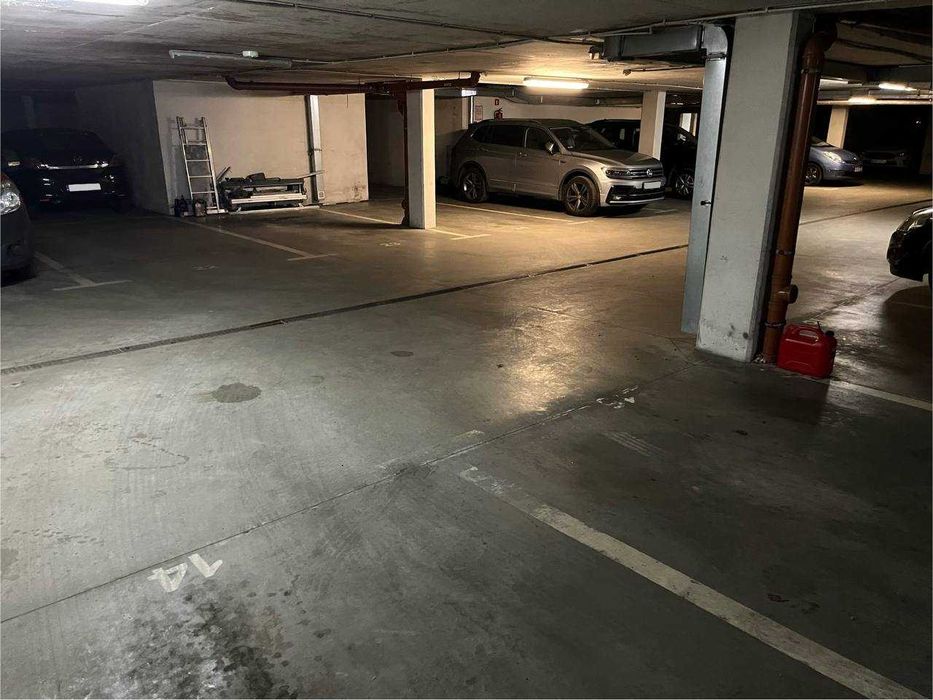 Wynajmę miejsce w  garażu podziemnym 16 kw.m , ul. Podleśna – pohled 4