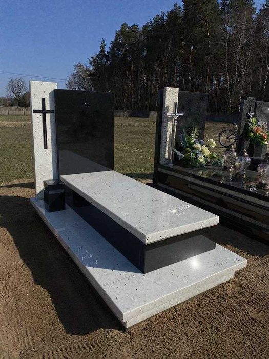 Producent Nagrobków / Pomników granitowych