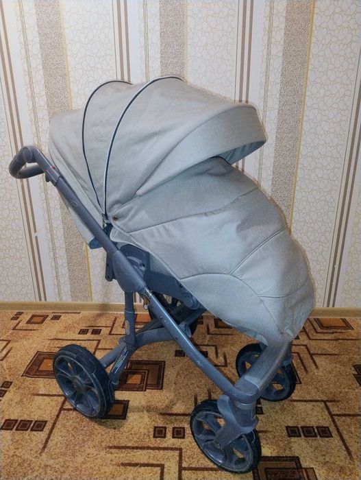 Продам дитячий візочок