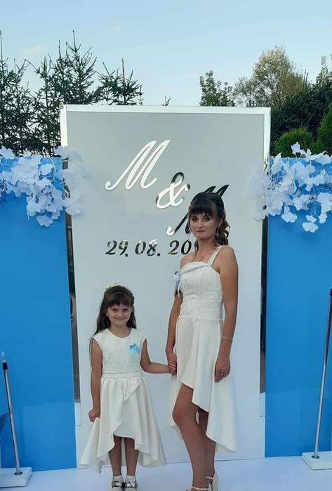 Жіноче плаття або family look