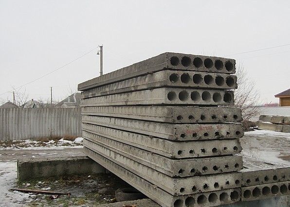 Кирпич,плиты перекрытия,фундаментные Блоки,дорожные плиты