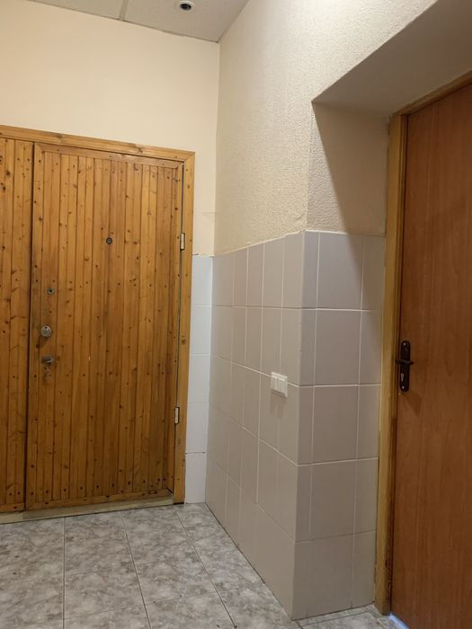 Оренда н\ф під все 35м. 2 зали вул. Героїв Дніпра 67 Метро 10 хв пішки