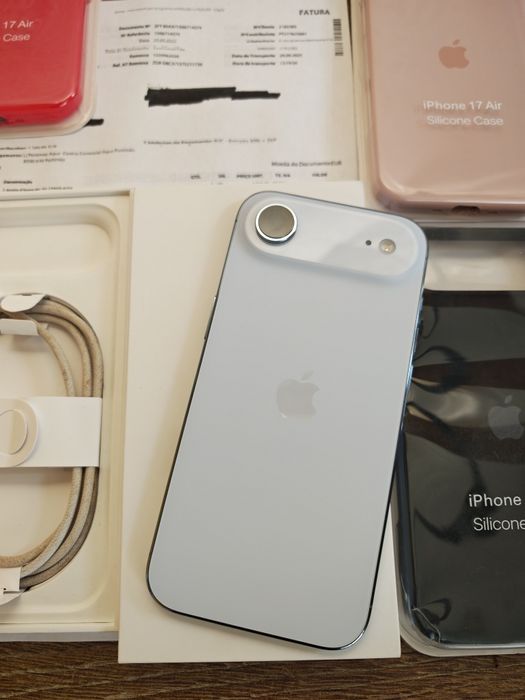 iPhone 17 Air 6.5" 256GB Azul Céu Seminovo C/Garantia   Aceito Retomas