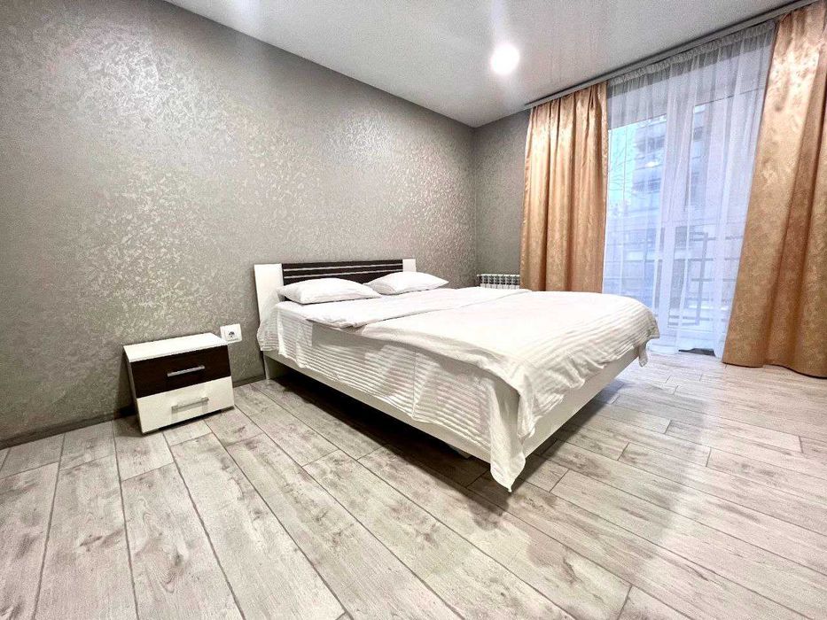 ApartPoltava ОКРЕМІ кімн. КОРПУСНИЙ сад, оренда подобово та погодинно