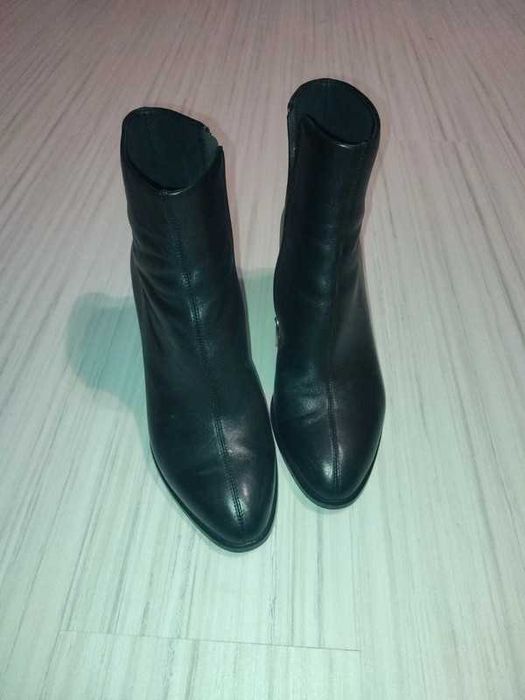 buty botki skórzane rozm. 41 firmy Simple