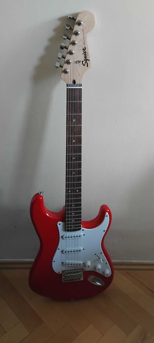 Elektryczna gitara Fender Squier Sonic Stratocaster