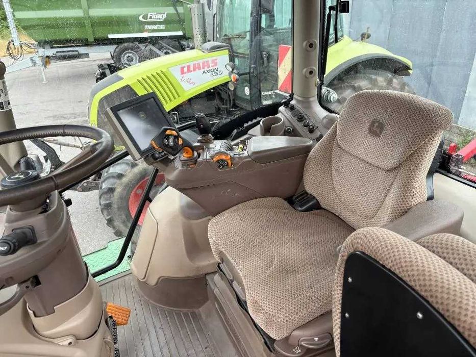 John Deere 6250 R вживаний
