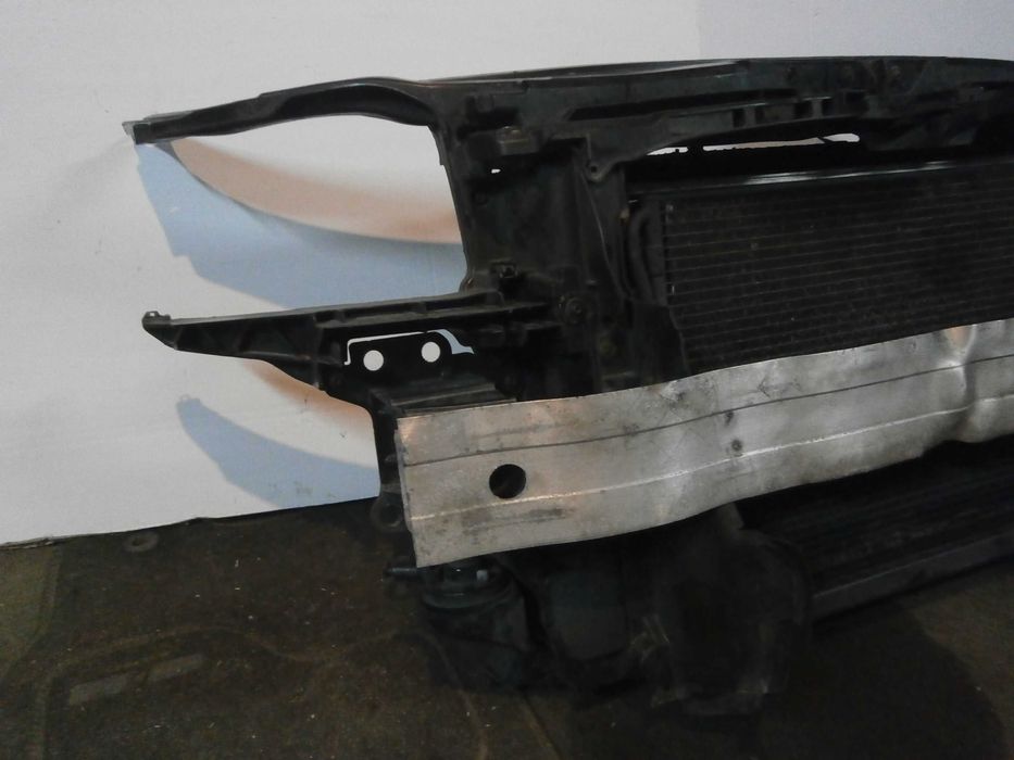 audi A3 8P 1.9 tdi 2,0 TDI 05-08 pas przedni kompletny