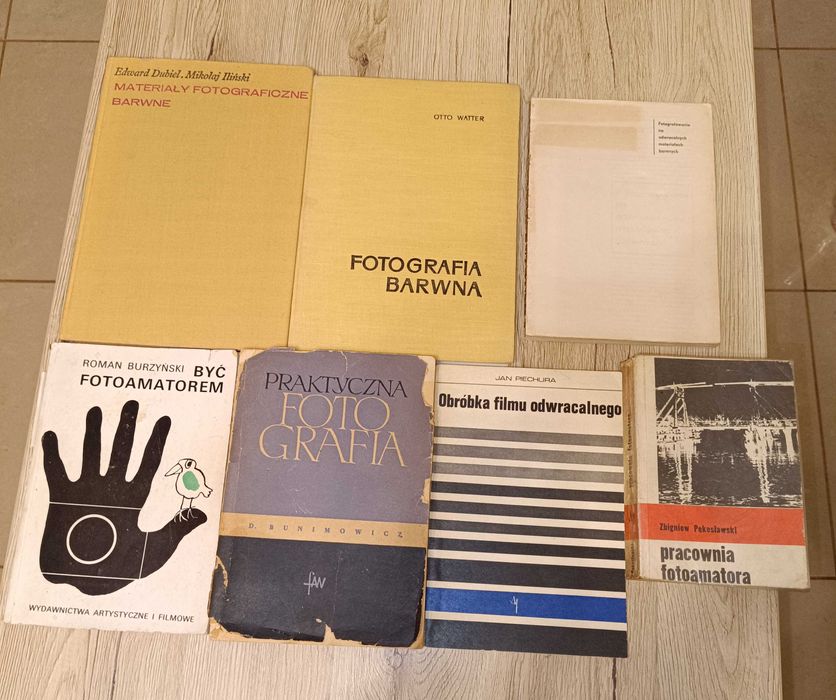 Fotografia - stare książki  7szt