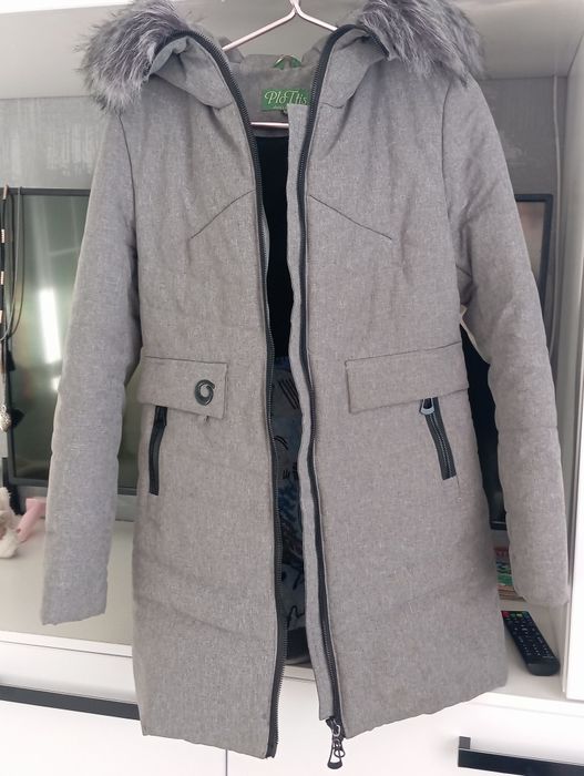 Продам зимнюю женскую куртку