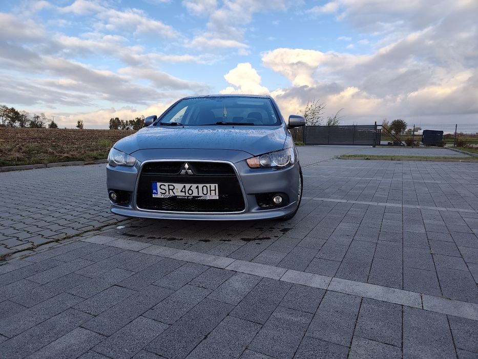 Mitsubishi Lancer