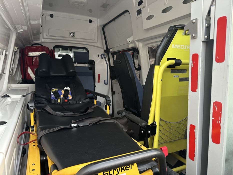 Volkswagen T6 Швидка Допомога AMBULANCE