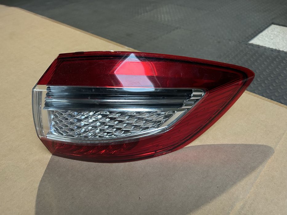 Ford mondeo mk4 lift lampa prawa tylna led