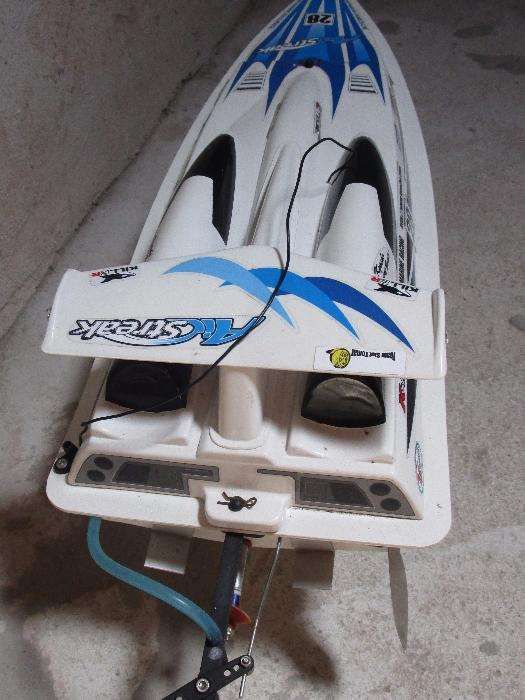 BarcosRC:KyoshoAirstreak 500EP;hidrodeslizador Graupner540;ler anuncio