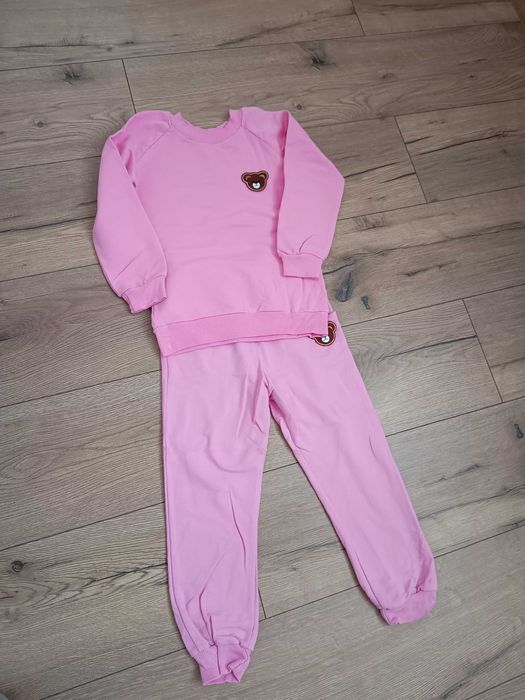 Dres dla dziewczynki 110/116