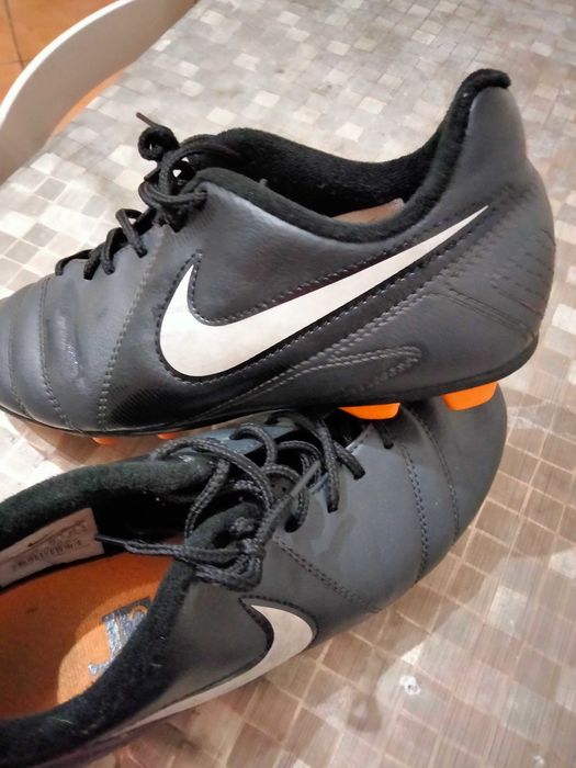 Chuteiras Nike pretas