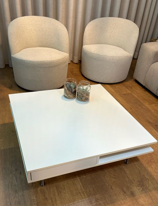 Mesa de Centro Branca – Design Moderno