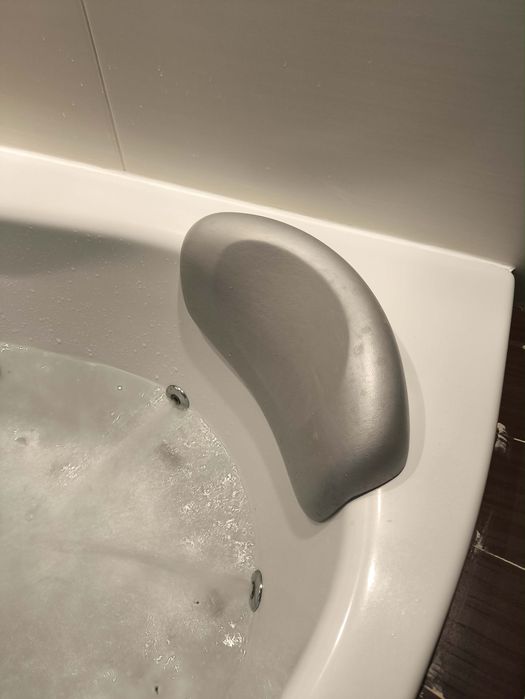 Wanna hydromasaż jacuzzi