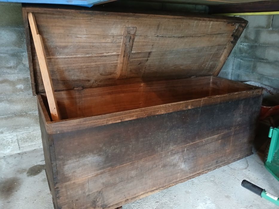 Antiguidades e velharias