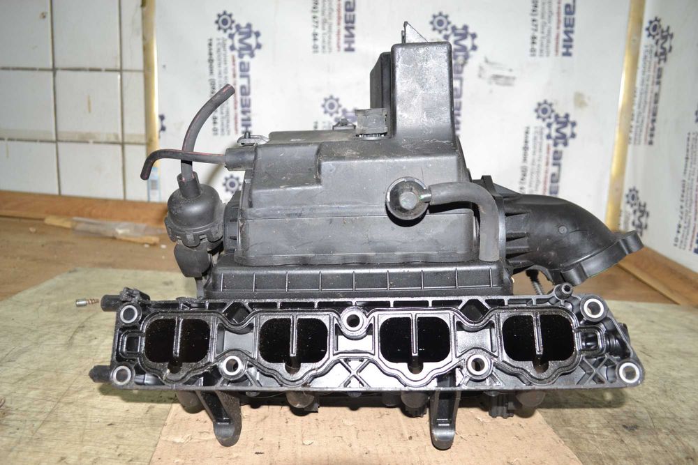 Впускний колектор Opel Astra H Zafira B Опель Зафіра Астра 1.6 Z16XER
