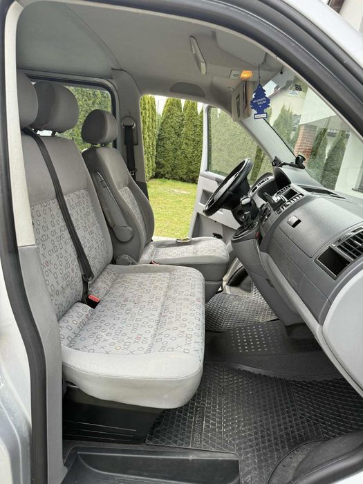 Volkswagen t5 ( brygadówka )