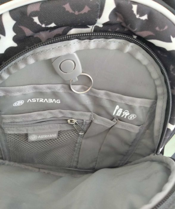 Plecak Astrabag Night bats czarny dla chłopca
