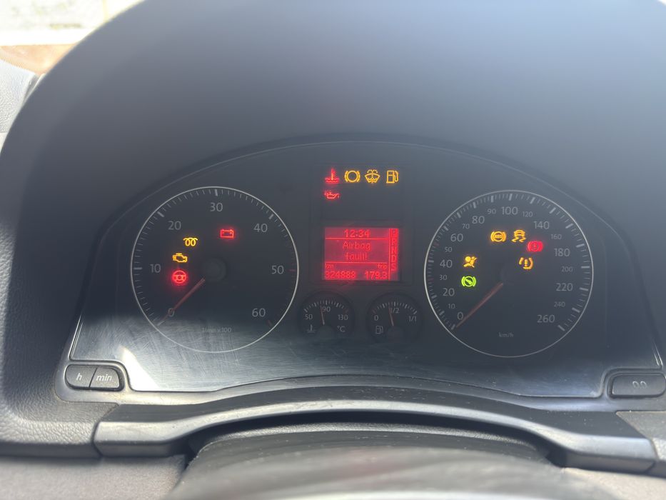 Продам Volkswagen Jetta Mk5 (2007) — 1.9 TDI