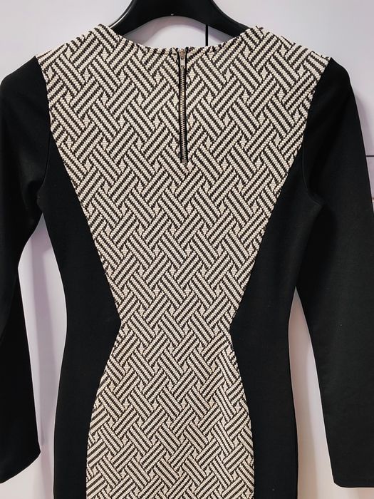 Elegancka, czarno-biała sukienka - S/36