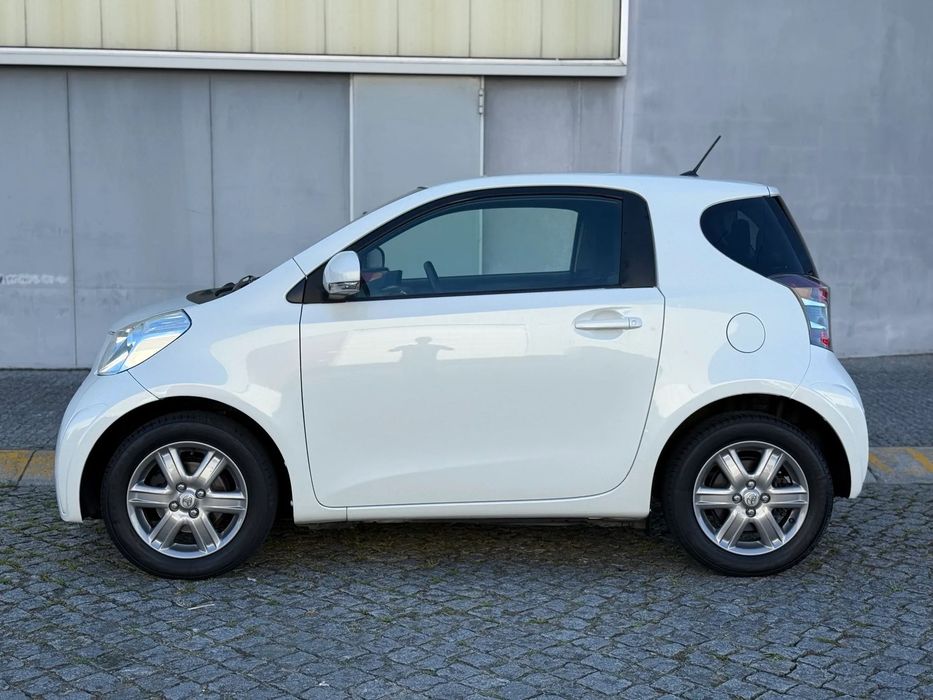 Toyota iQ 1.0 Multidrive +