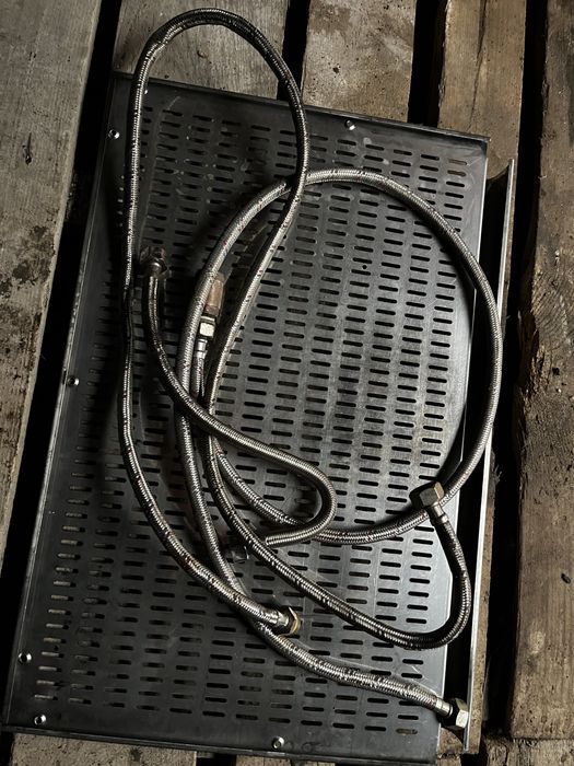 Профессиональная кофемашина на запчасти,под восстановление газ