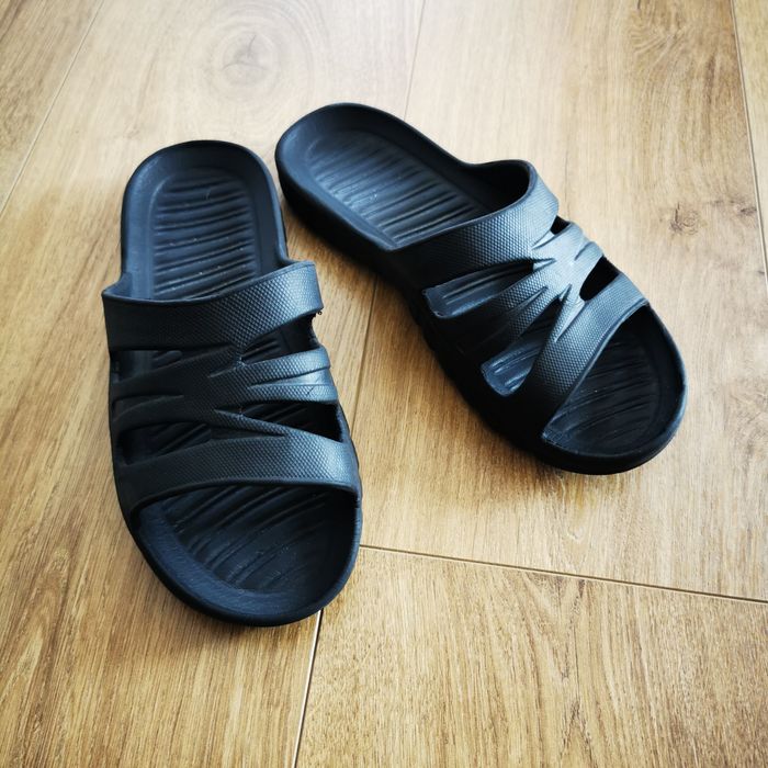 Klapki basenowe rozm 37