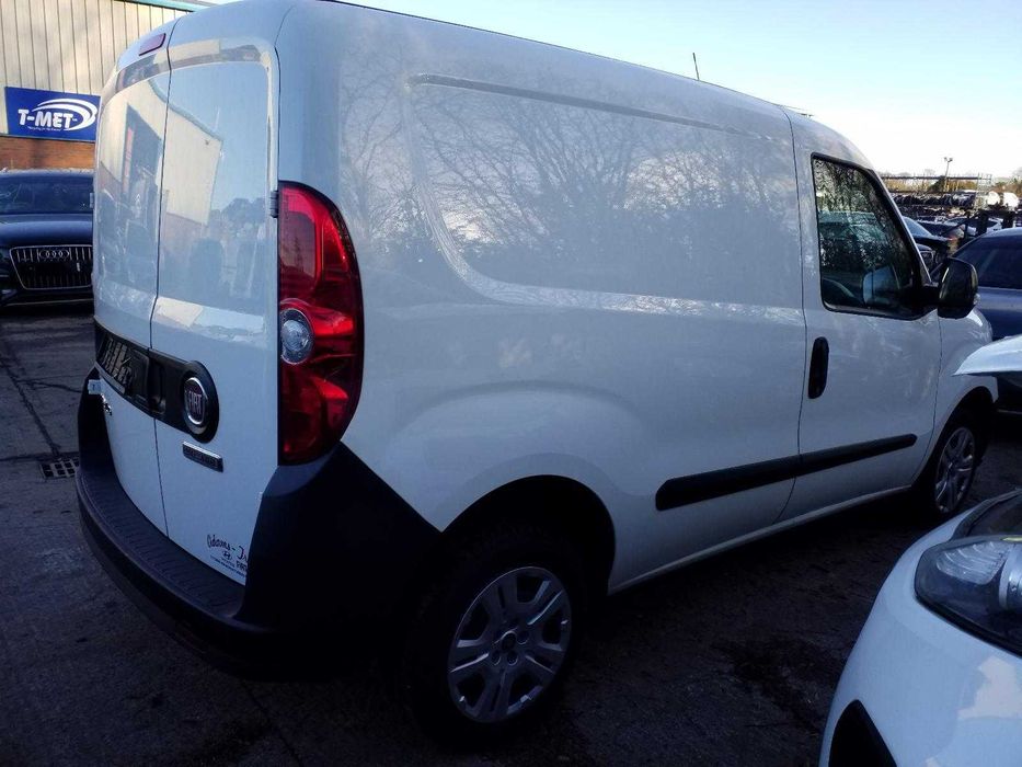 Бампер Fiat Doblo Doblo II (2010–2020) Doblo III (2020–н.в.) розборка