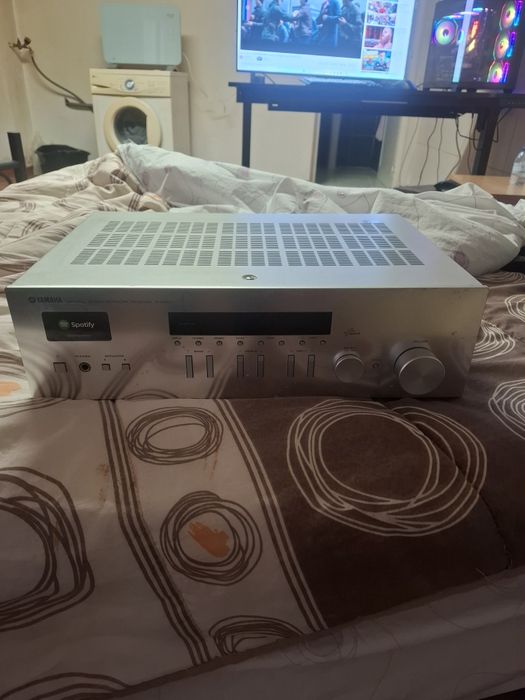 yamaha stereo network receiver R-N301