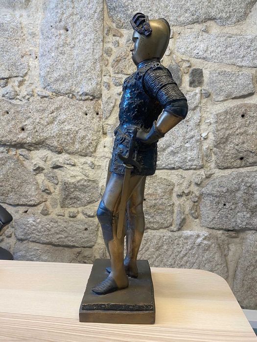 Estátua Rei Arthur em bronze - 50 cm