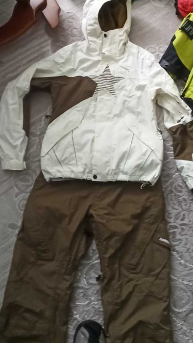 Костюм для для лиж, сноуборду