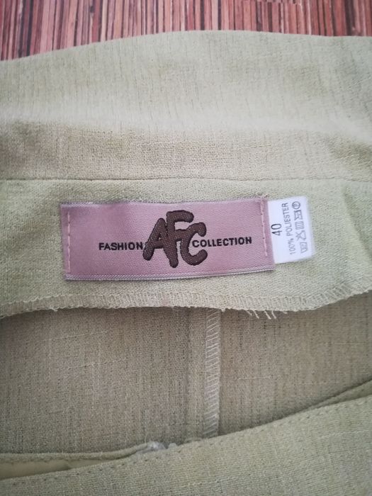 Garsonka damska roz 40