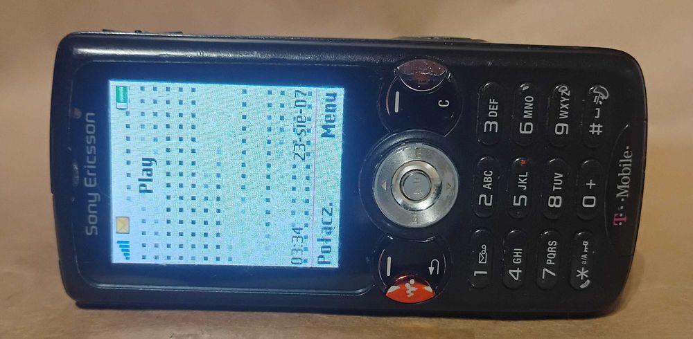 Sony Ericsson   Walkman W 810i bez simlock  + ładowarka