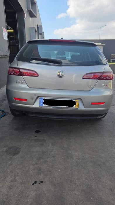 Alfa Romeu 159 sportwagon 1.9JTDM 16V 150CV
REF:939 A2.000