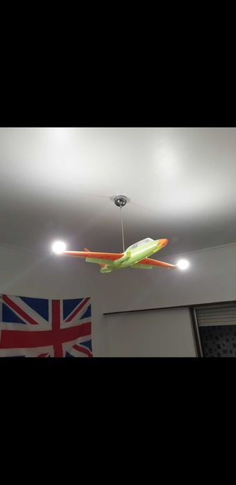 candeeiro avião para teto personalizável