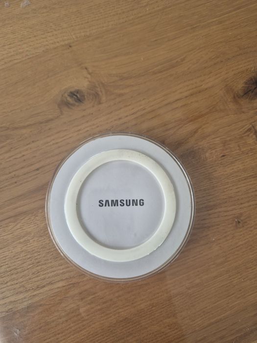 Ładowarka indukcyjna samsung
