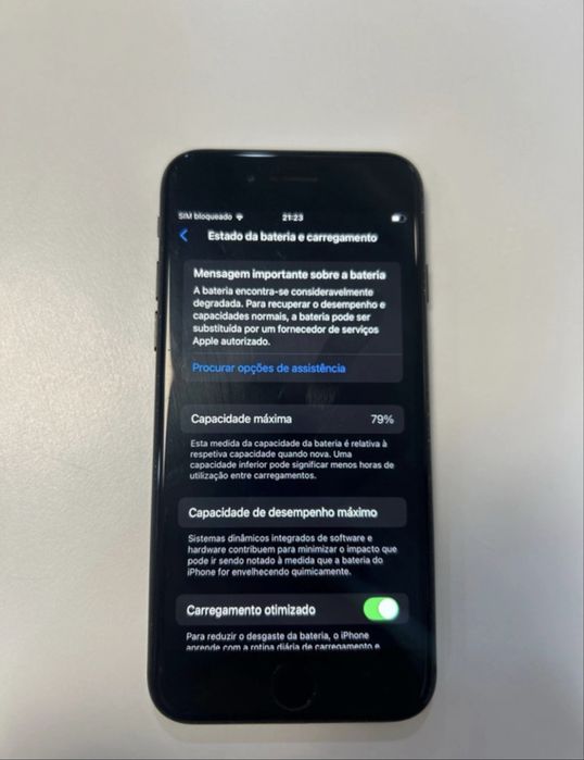 iPhone SE (2020)