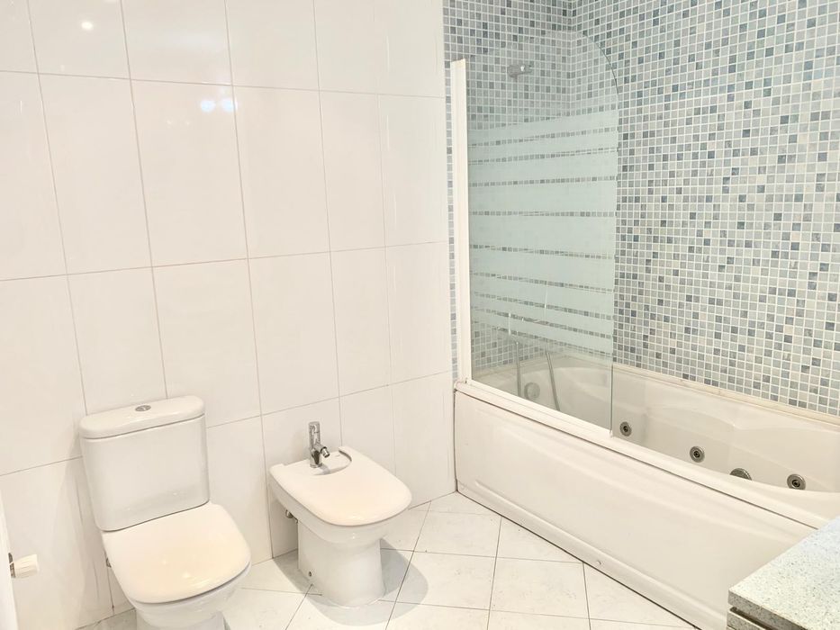 Magnífico Apartamento T3 renovado em Colinas do Cruzeiro, Odivelas.