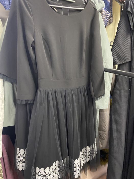 Чорні сукні ,траурні ,чи  весільні,кому як,ТЦРояль Чернігів