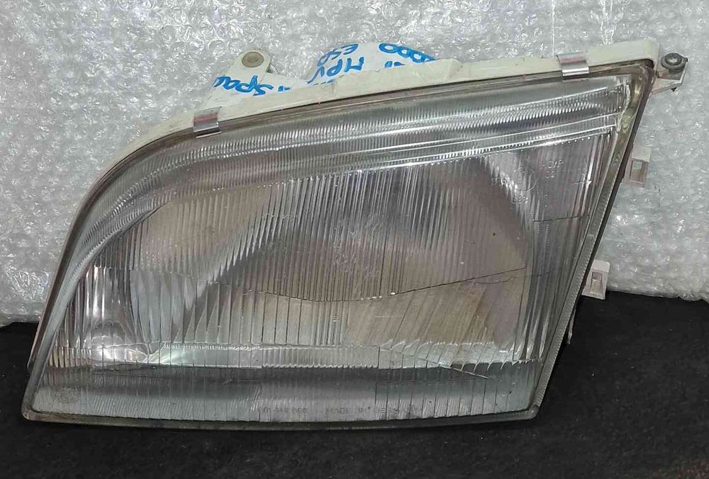 Ótica / Farol Esquerdo MITSUBISHI SPACE STAR Veículo multiuso (DG_A) ano 2000