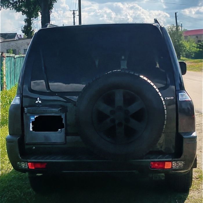 Mitsubishi Pajero Wagon